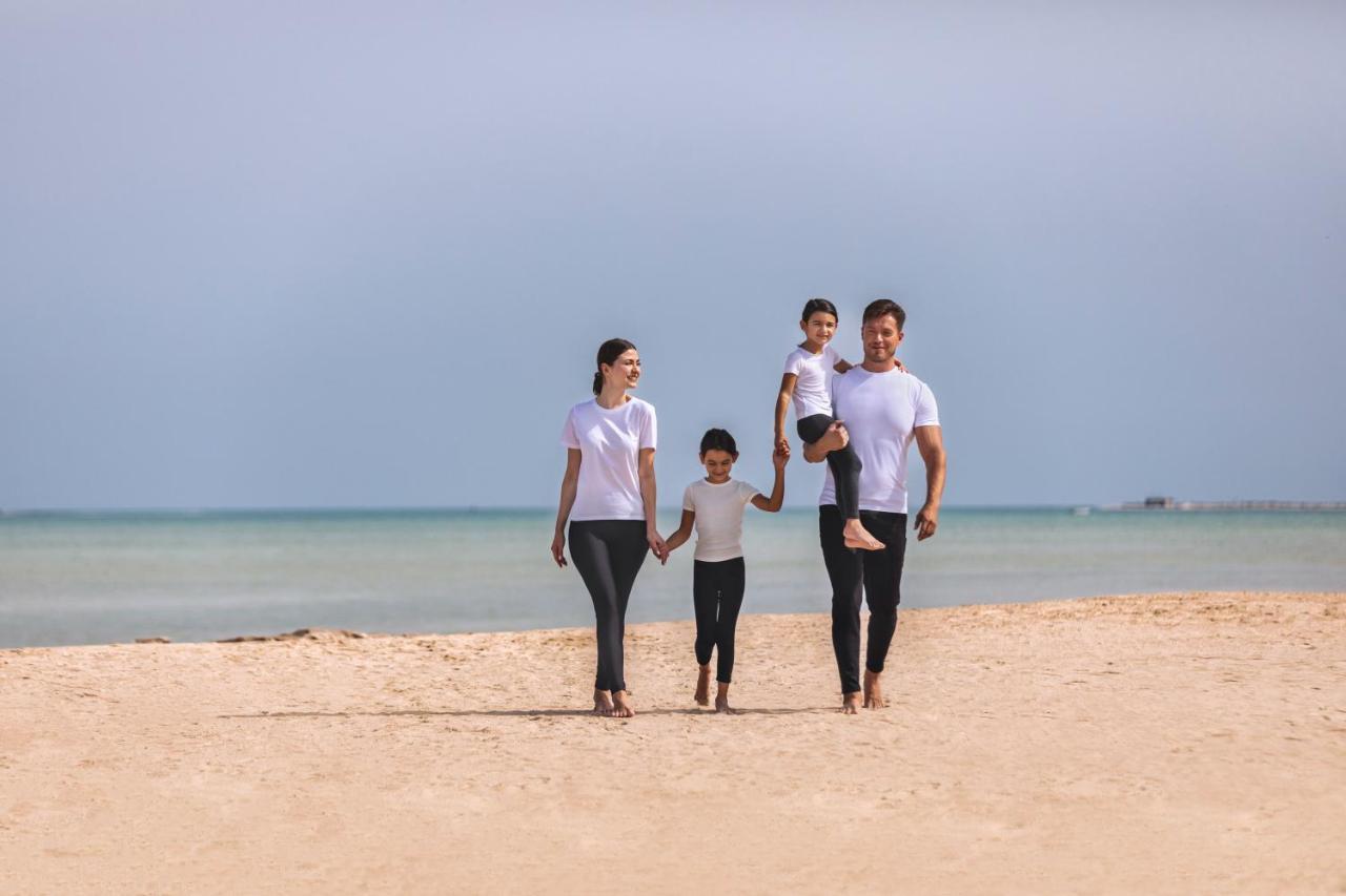 Zulal Wellness Resort By Chiva-Som Al Ruwais 외부 사진